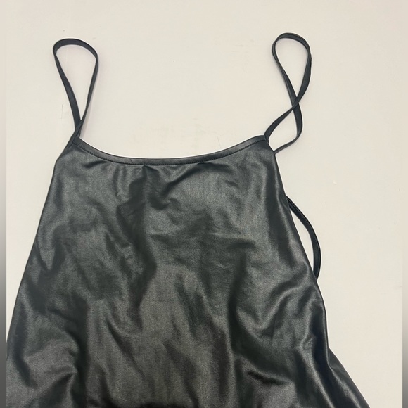 NWOT 💣🔥🖤 gorgeous Black Faux Leather Midi dress size L - Picture 10 of 16